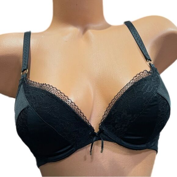 Victoria’s Secret Very sexy Strappy back Push up Padded Satiny bra black 32C - Picture 2 of 4